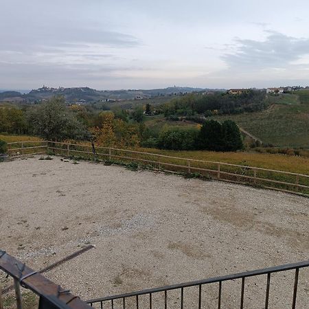 ホテル Agriturismo Bricco San Giovanni アスティ エクステリア 写真