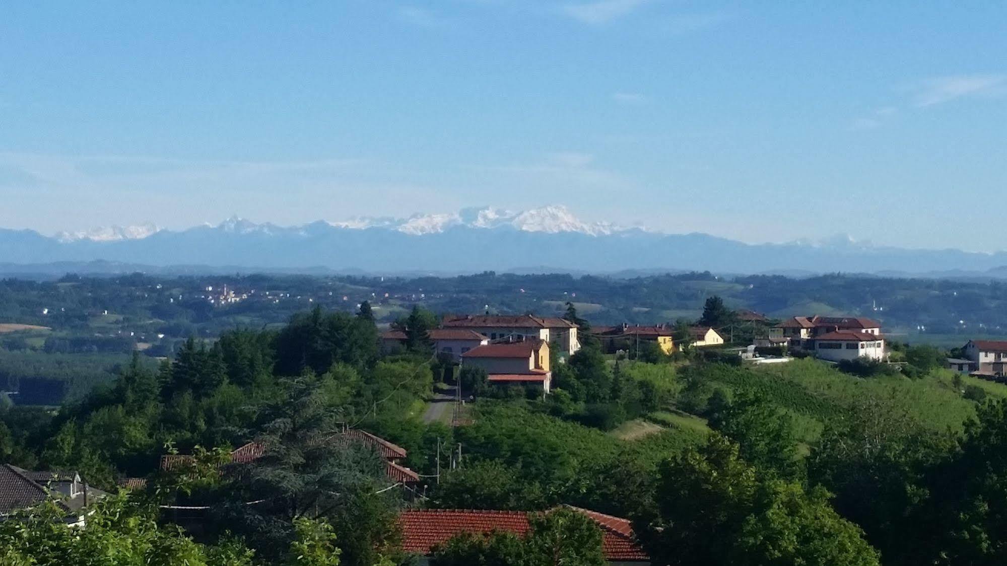 ホテル Agriturismo Bricco San Giovanni アスティ エクステリア 写真